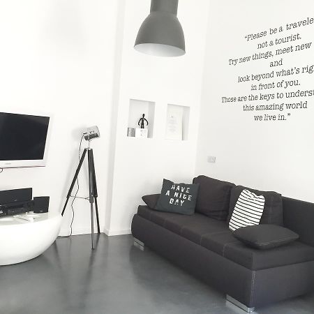 Mini Loft Design - With Sauna Boedapest Buitenkant foto